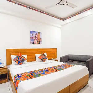 Hotel Fabhotel Emoji