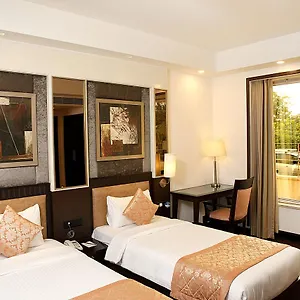 Hotel Inde Vista Woods Huda Centre,
